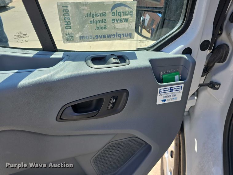 image for item DR3991 2015 Ford Transit 350 XLT handicap accessible van