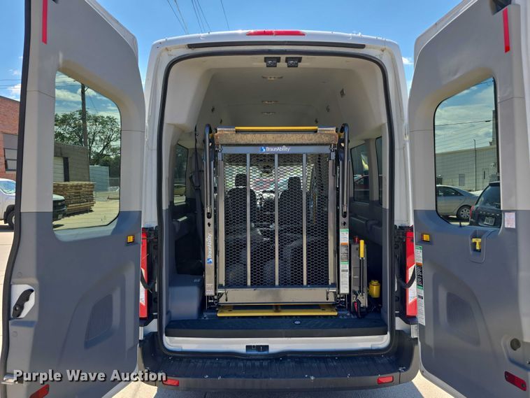 image for item DR3991 2015 Ford Transit 350 XLT handicap accessible van
