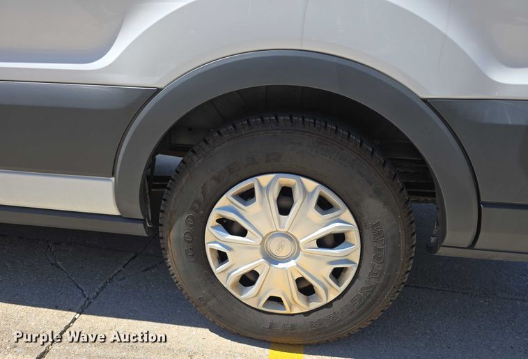 image for item DR3991 2015 Ford Transit 350 XLT handicap accessible van