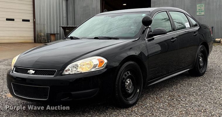 image for item DT3417 2014 Chevrolet Impala Limited Police Cruiser 