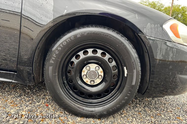 image for item DT3417 2014 Chevrolet Impala Limited Police Cruiser 