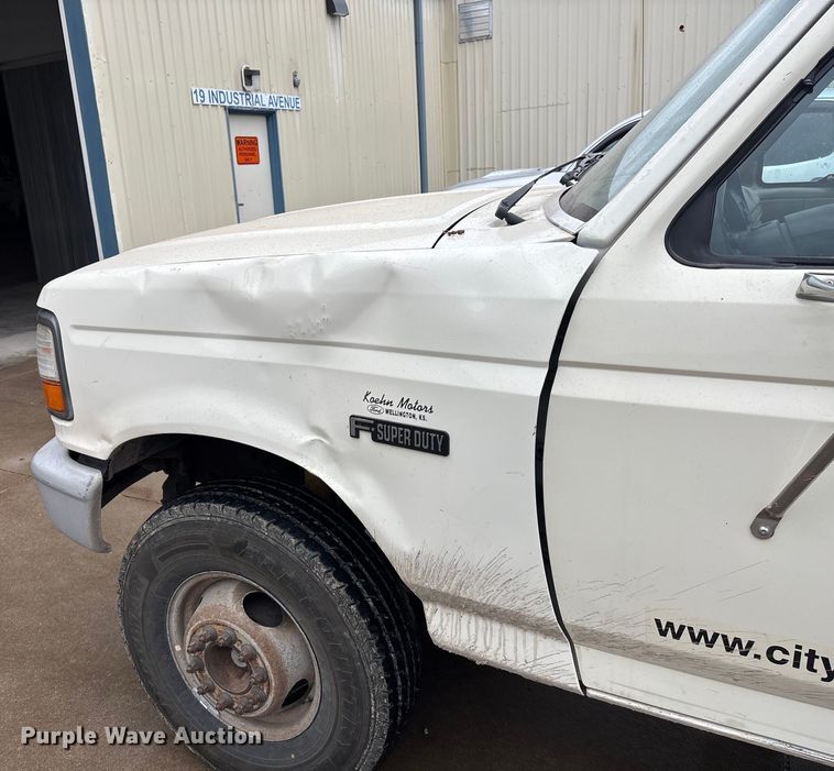 image for item DT3420 1995 Ford F450 Super Duty bucket truck