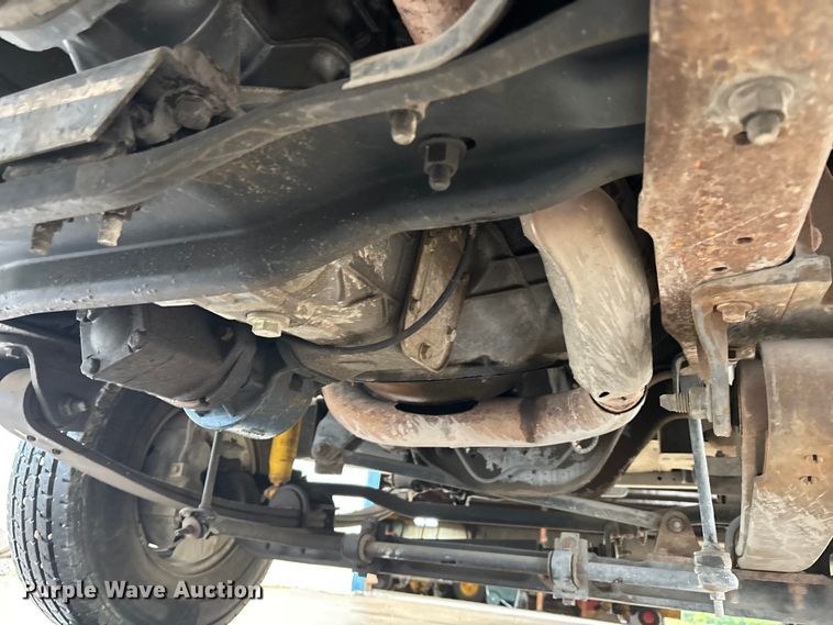 image for item DT3420 1995 Ford F450 Super Duty bucket truck