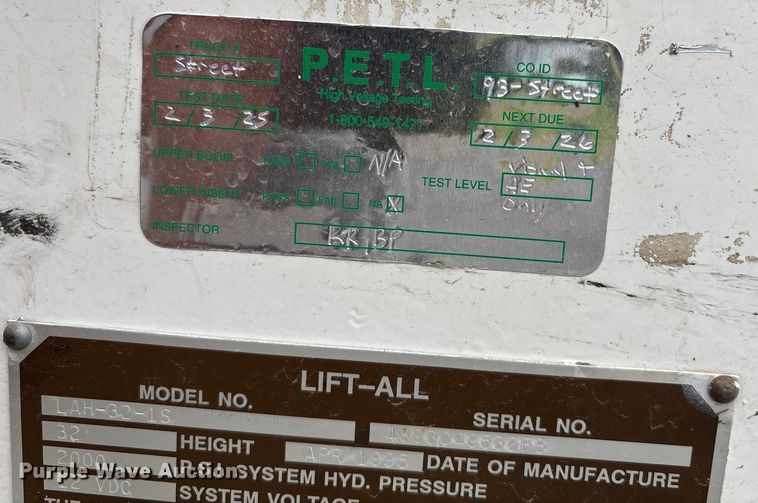 image for item DT3420 1995 Ford F450 Super Duty bucket truck