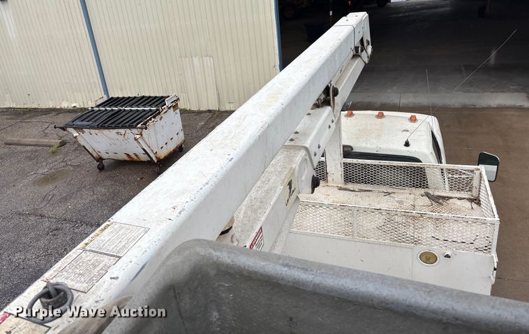 image for item DT3420 1995 Ford F450 Super Duty bucket truck