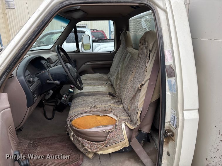 image for item DT3420 1995 Ford F450 Super Duty bucket truck