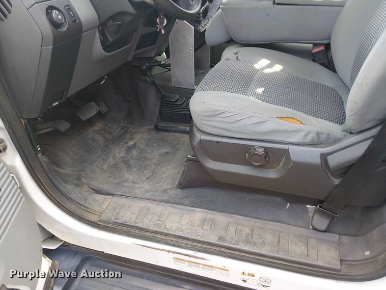 image for item DT6269 2013 Ford F450 dump truck