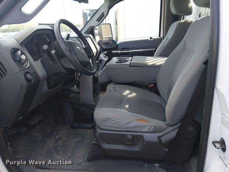 image for item DT6269 2013 Ford F450 dump truck