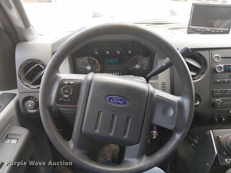 image for item DT6269 2013 Ford F450 dump truck