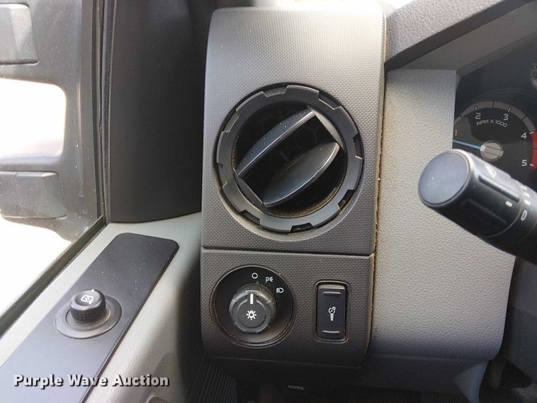 image for item DT6269 2013 Ford F450 dump truck