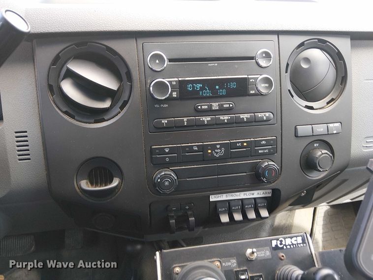 image for item DT6269 2013 Ford F450 dump truck