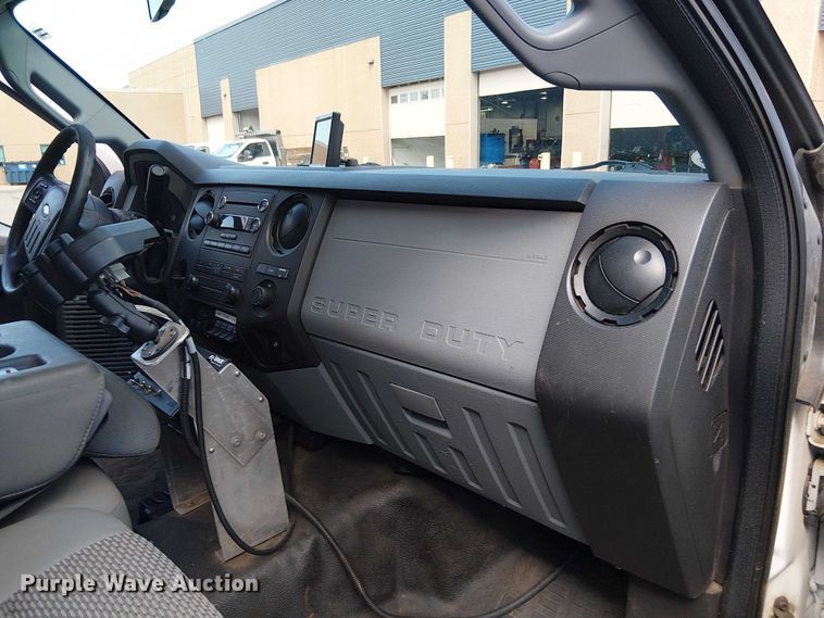 image for item DT6269 2013 Ford F450 dump truck