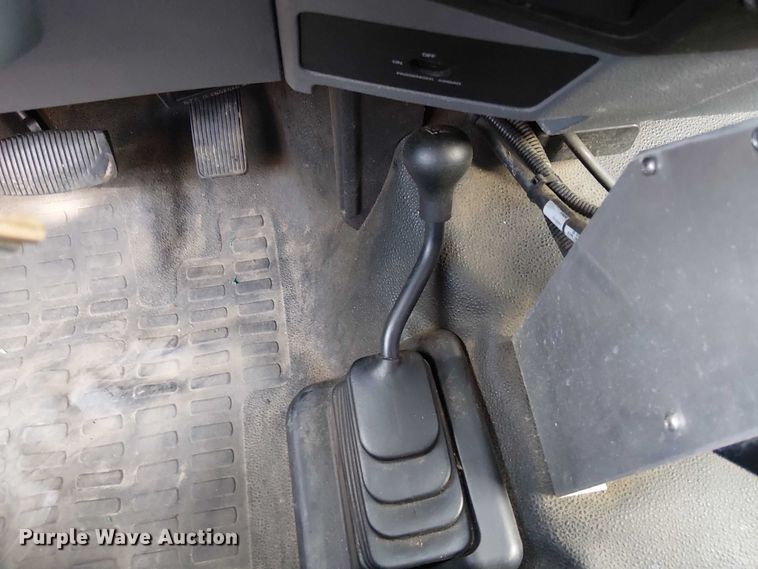 image for item DT6269 2013 Ford F450 dump truck