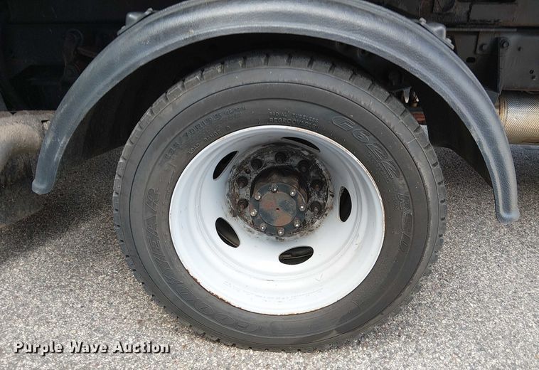 image for item DT6269 2013 Ford F450 dump truck