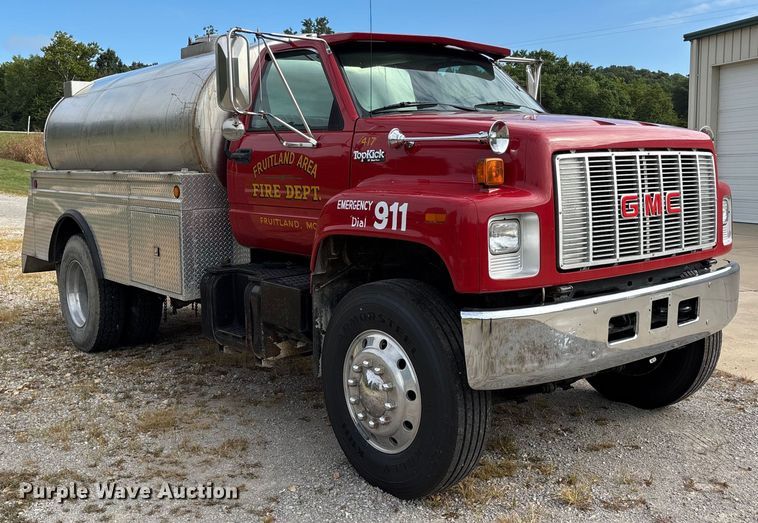image for item DU1273 1993 GMC Top Kick C6500 tank truck