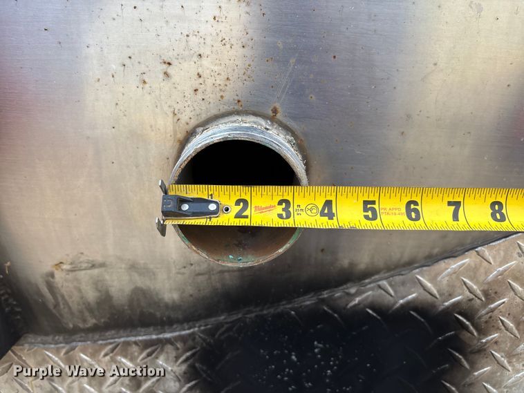 image for item DU1273 1993 GMC Top Kick C6500 tank truck