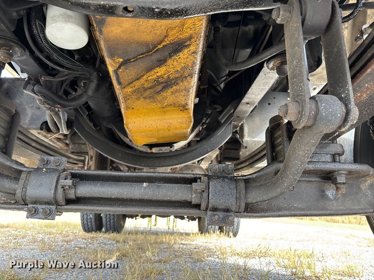 image for item DU1273 1993 GMC Top Kick C6500 tank truck