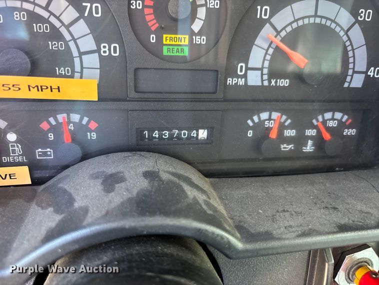 image for item DU1273 1993 GMC Top Kick C6500 tank truck