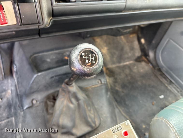 image for item DU1273 1993 GMC Top Kick C6500 tank truck