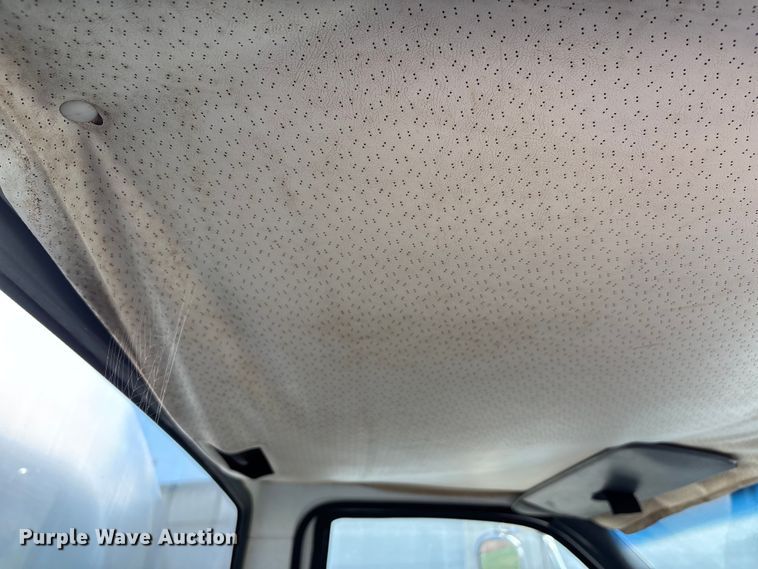 image for item DU1273 1993 GMC Top Kick C6500 tank truck