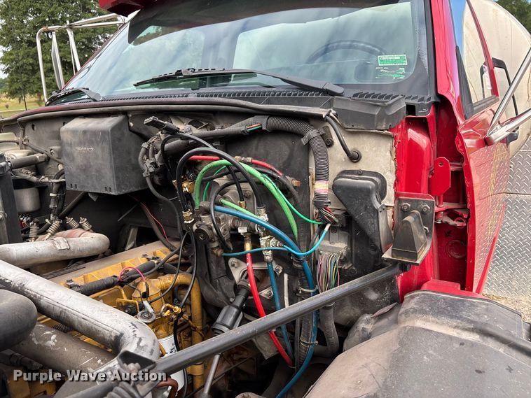 image for item DU1273 1993 GMC Top Kick C6500 tank truck