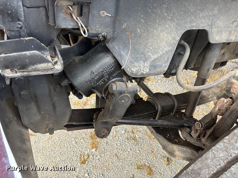 image for item DU1273 1993 GMC Top Kick C6500 tank truck