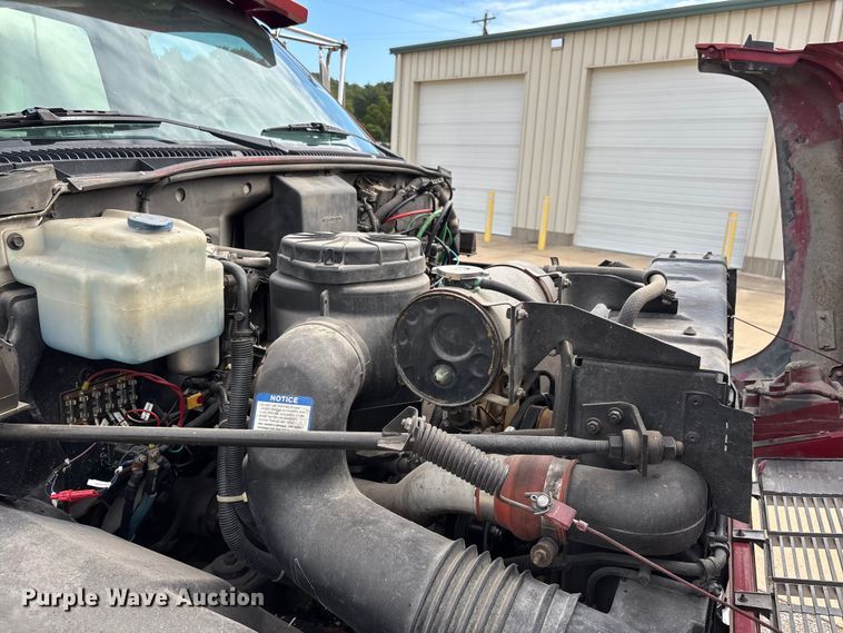 image for item DU1273 1993 GMC Top Kick C6500 tank truck