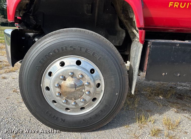 image for item DU1273 1993 GMC Top Kick C6500 tank truck