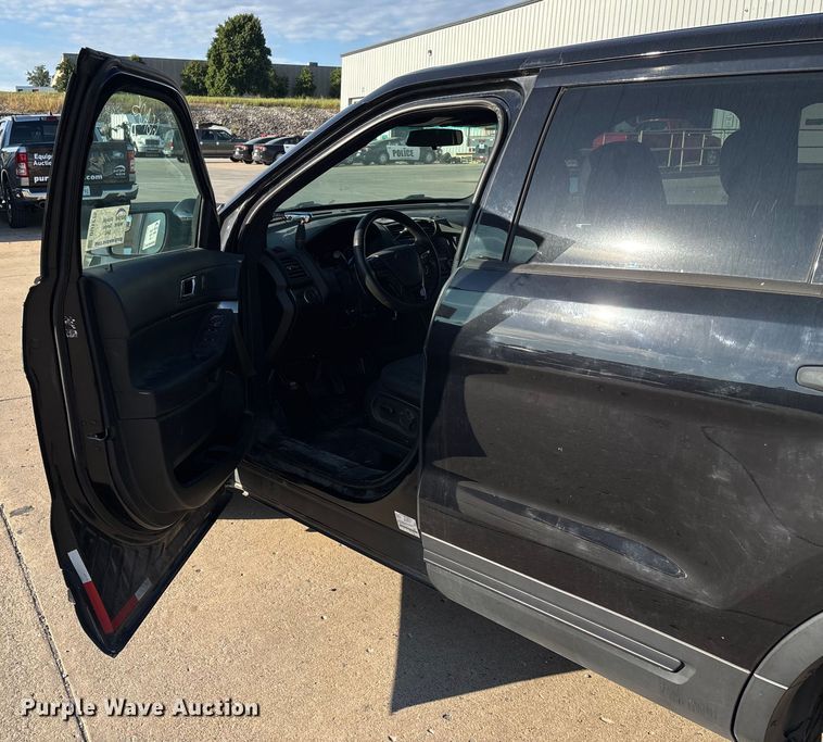 image for item DU1275 2017 Ford Explorer Police Interceptor SUV