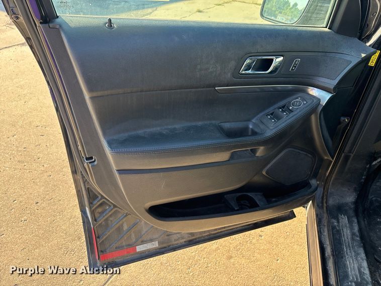 image for item DU1275 2017 Ford Explorer Police Interceptor SUV