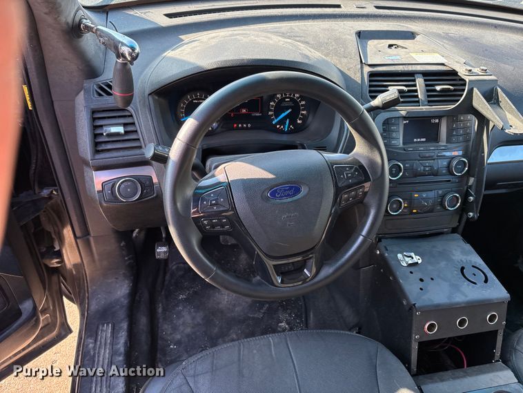 image for item DU1275 2017 Ford Explorer Police Interceptor SUV