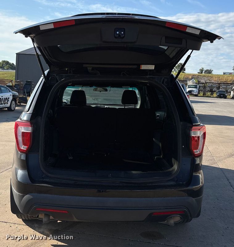 image for item DU1275 2017 Ford Explorer Police Interceptor SUV