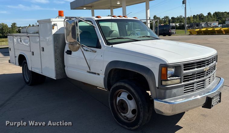 image for item DU1276 2000 Chevrolet C3500 utility bed pickup truck