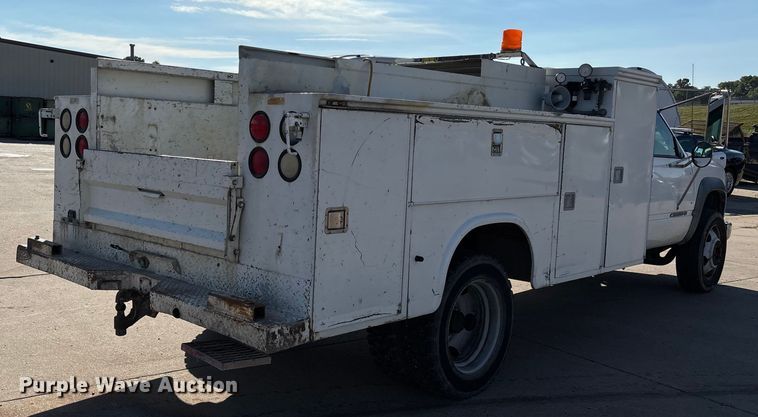 image for item DU1276 2000 Chevrolet C3500 utility bed pickup truck