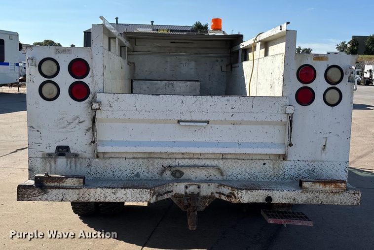 image for item DU1276 2000 Chevrolet C3500 utility bed pickup truck