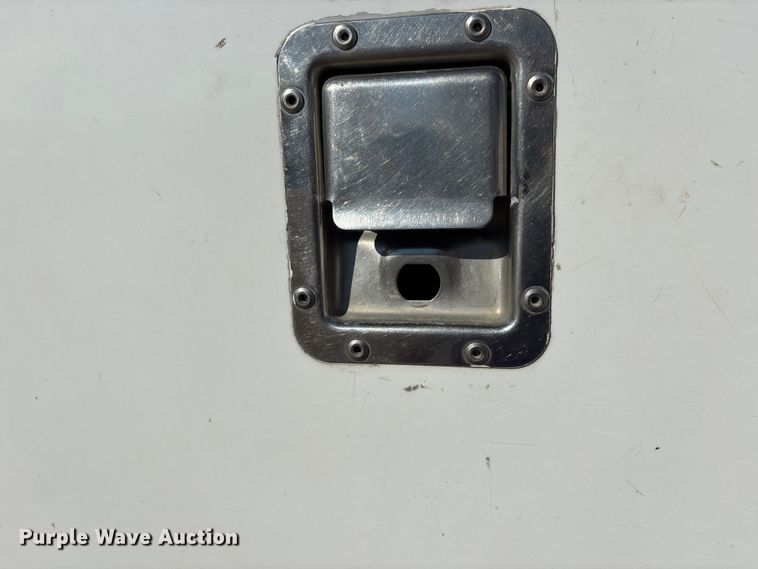 image for item DU1276 2000 Chevrolet C3500 utility bed pickup truck