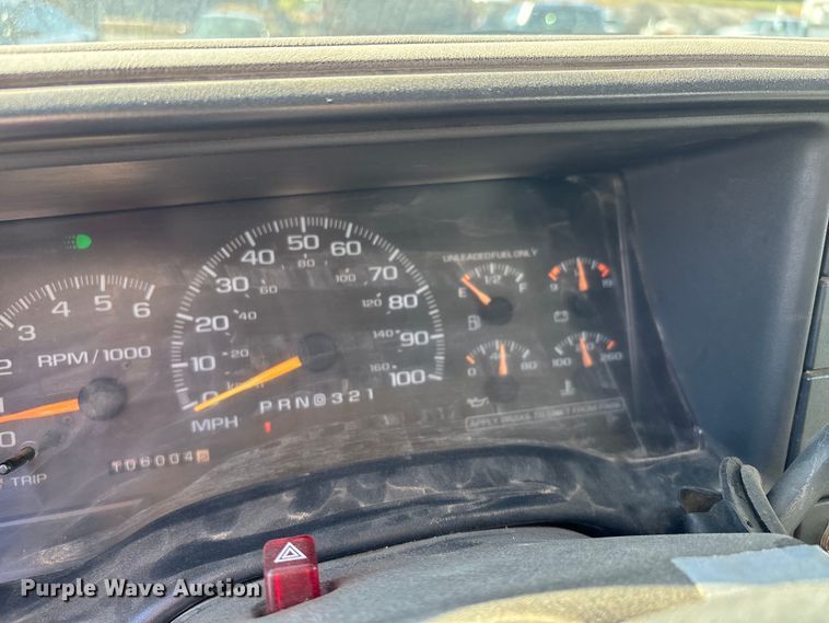 image for item DU1276 2000 Chevrolet C3500 utility bed pickup truck