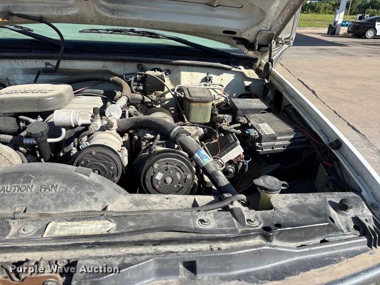 image for item DU1276 2000 Chevrolet C3500 utility bed pickup truck