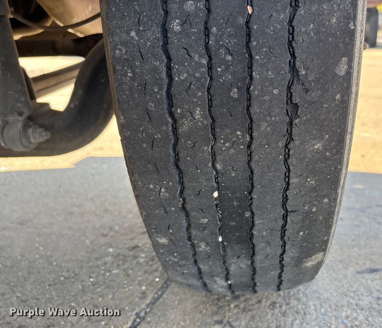 image for item DU1276 2000 Chevrolet C3500 utility bed pickup truck