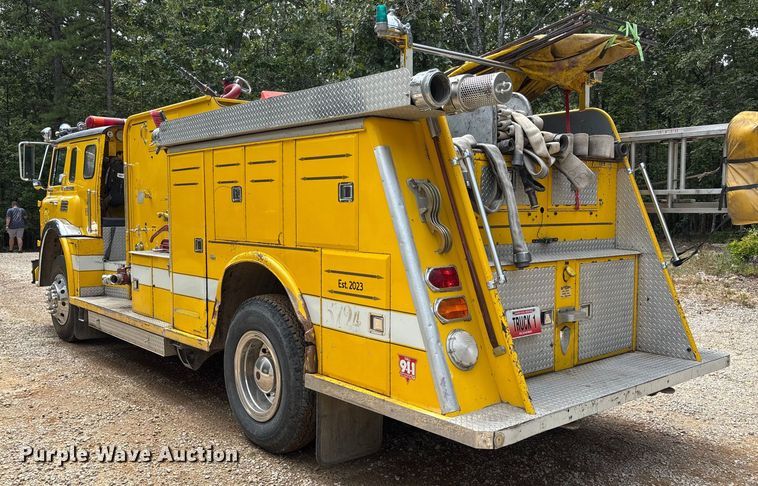 image for item DU1277 1979 International CO1950B pumper fire truck