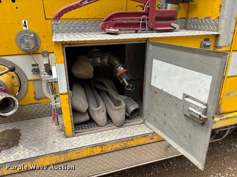 image for item DU1277 1979 International CO1950B pumper fire truck