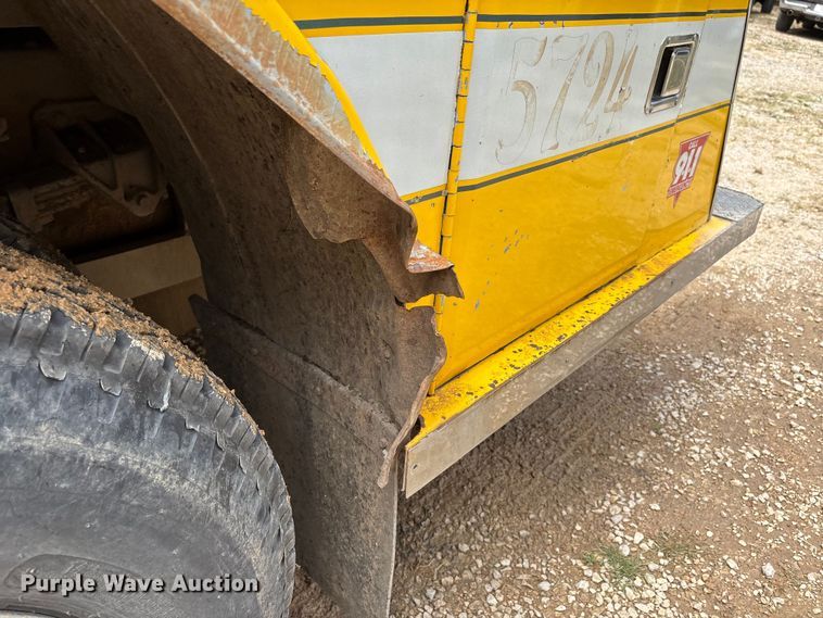 image for item DU1277 1979 International CO1950B pumper fire truck