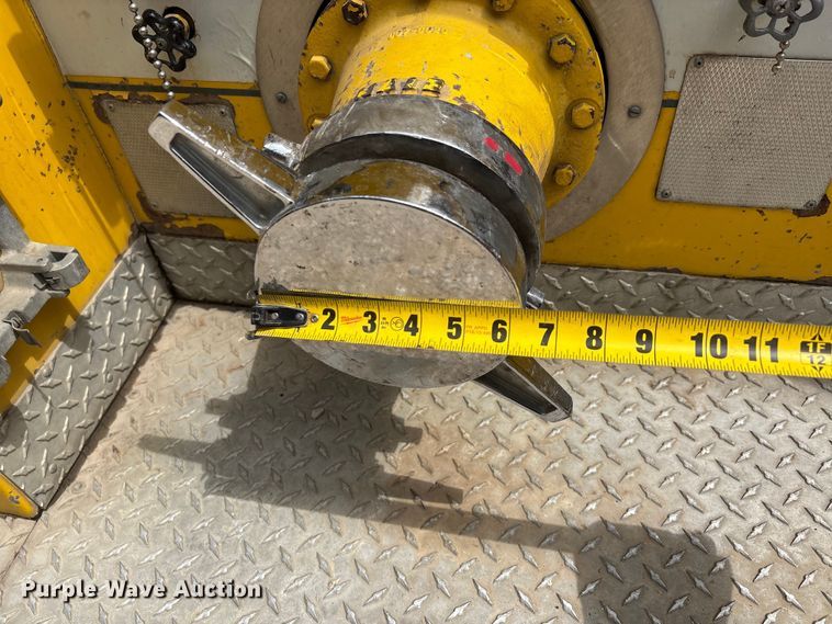 image for item DU1277 1979 International CO1950B pumper fire truck