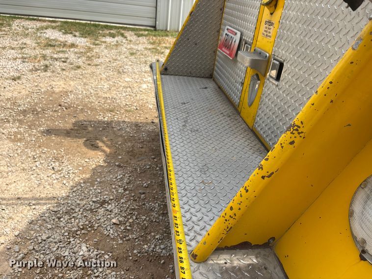 image for item DU1277 1979 International CO1950B pumper fire truck