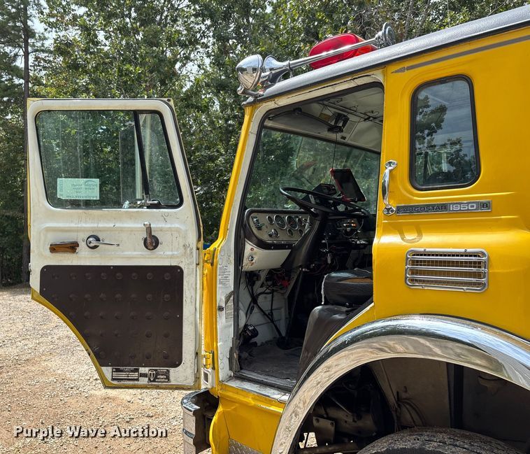 image for item DU1277 1979 International CO1950B pumper fire truck