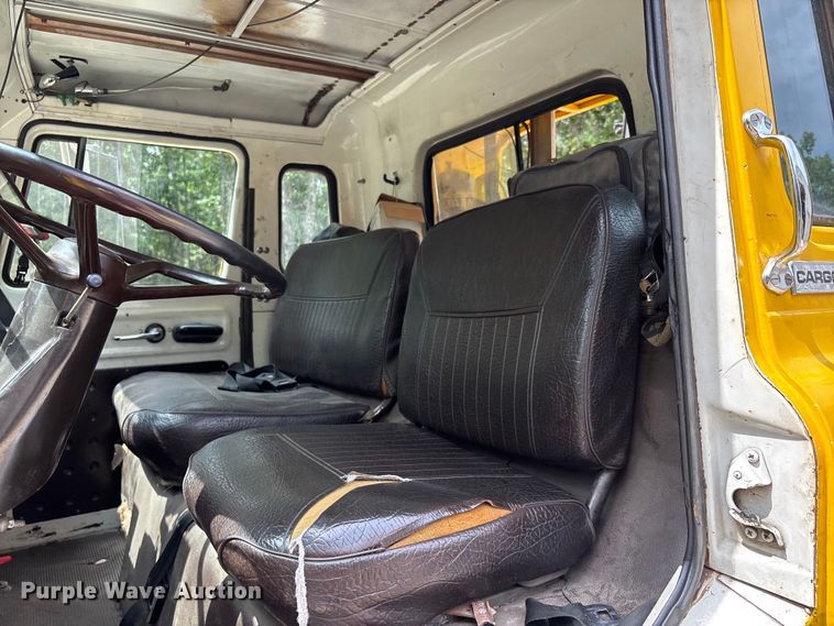 image for item DU1277 1979 International CO1950B pumper fire truck