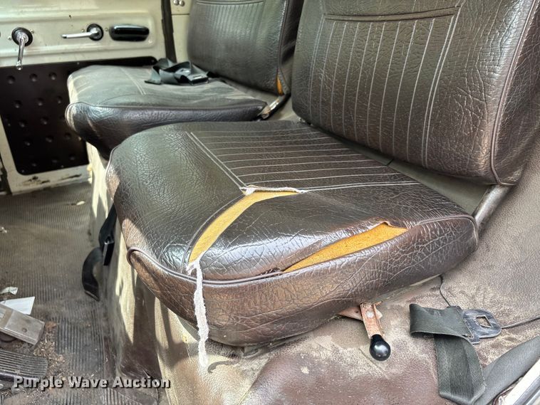 image for item DU1277 1979 International CO1950B pumper fire truck