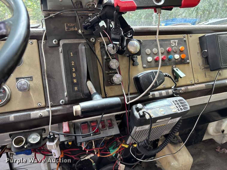 image for item DU1277 1979 International CO1950B pumper fire truck