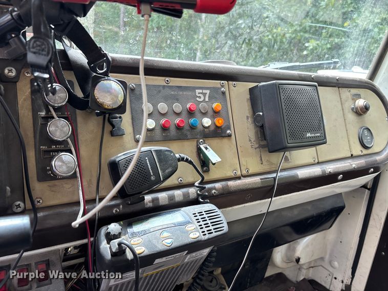 image for item DU1277 1979 International CO1950B pumper fire truck