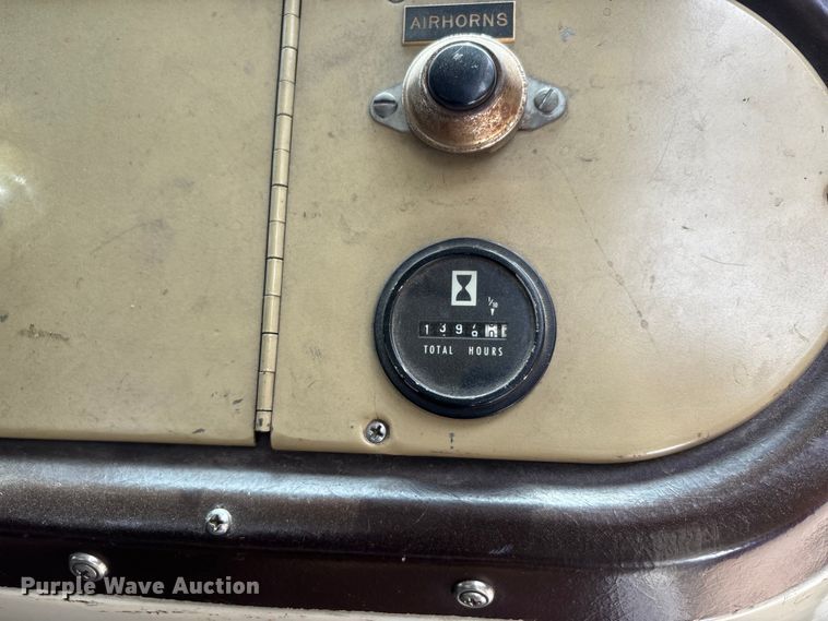 image for item DU1277 1979 International CO1950B pumper fire truck